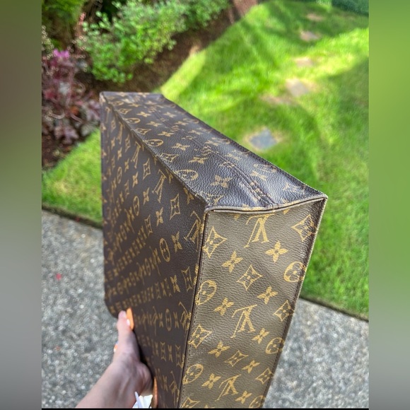 Authentic Louis Vuitton Sac Plat Tote Bag GM size in Monog Canvas - Picture 8 of 12